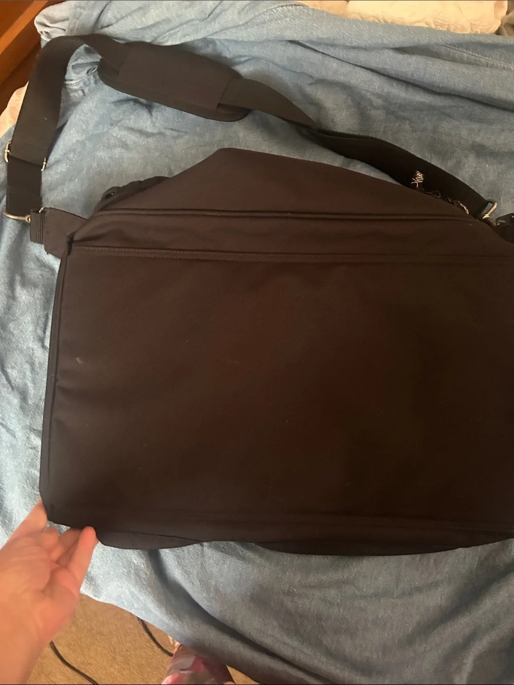 Roxy Black Duffel Bag with Pink Logo Accents-Very Nice Quality Bag